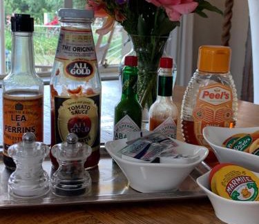 Dundee Bed & Breakfast | Sneezewood Farm Bed&Breakfast and Self-Catering Cottage