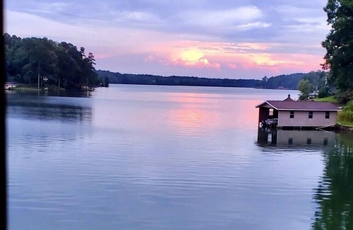 Jacksons' Gap House | Snow Bird Special! Ask us about seasonal specials, book now for warmer weather!