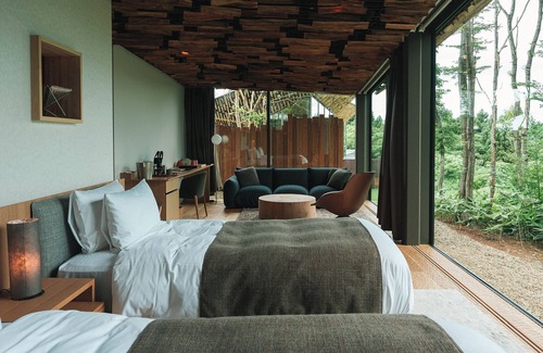 Sanjo Hotel | Snow Peak FIELD SUITE SPA HEADQUARTERS