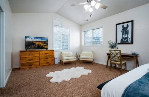 Ogden House | Snowbasin Lakehouse with Hot Tub and Resort Amenities