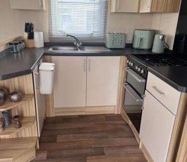 Dinas Resort | Snowdon View, White Tower Holiday Park