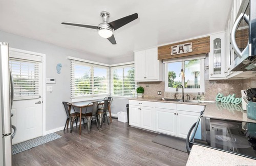 Central Escondido House | So Cal Charmer Oversized Heated Pool Hot Tub