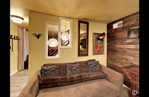 Dawson House | SoCo Home 2 miles from Downtown