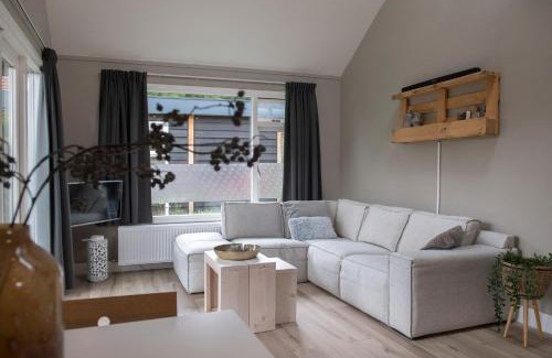 Laag-Soeren Cabin | Soeren Lounge
