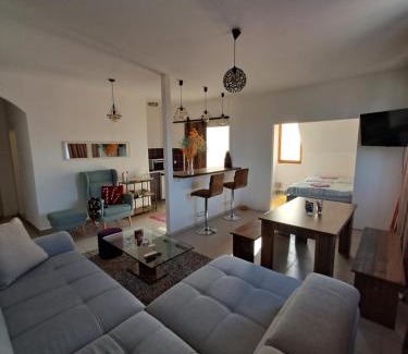 Medijana Apartment | Sofi II