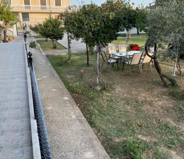 Mavromati Apartment | Sofias Cottage Trikala