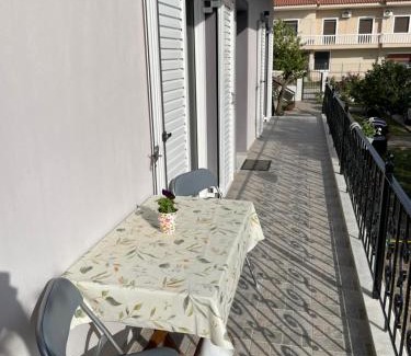 Mavromati Apartment | Sofias Cottage Trikala