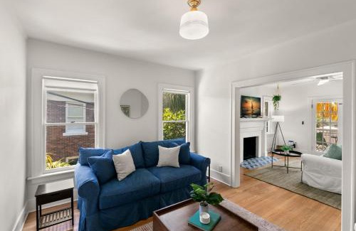 SoHo Apartment | SoHo Siesta Stunning Apt w Private Balcony