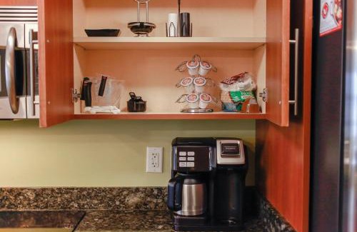 Sandbridge House | Sojourn Beach Haven Sleeps 7 with Pool near Beach