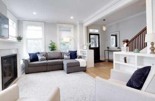 Southeast House | Sojourn's Capitol Hill Charmer Superb for Families