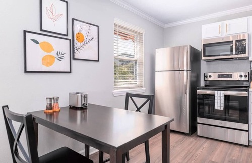 Bayview Apartment | Sojourn Tranquil 1 Bedroom Stand Alone Home