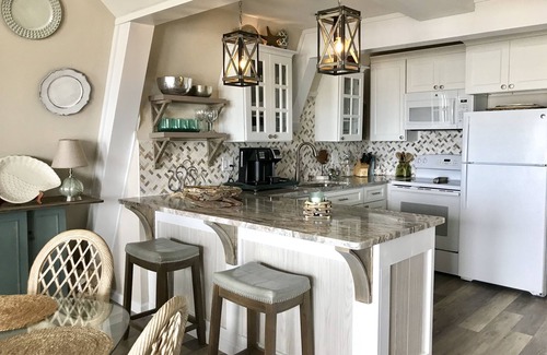 Royal Lagoons House | 'SOL-MATE' .Directly on the water!.AMAZING SUNSETS.Beautiful View!