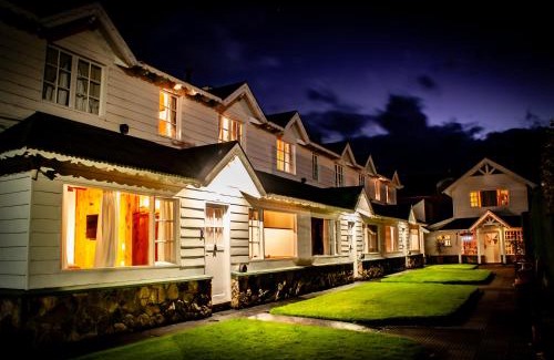 Lanin National Park Cabin | Sol y Nieve