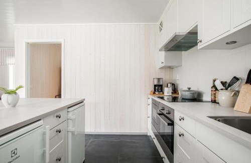 Aneby Apartment | Solar Lake Cottage