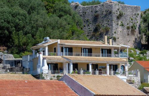 Kassiopi Villa | Solaris Methea- Luxury Central Villa by the Castle