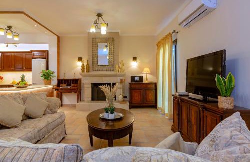 Kassiopi Villa | Solaris Methea- Luxury Central Villa by the Castle