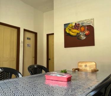 Bota House | Solehah Homestay