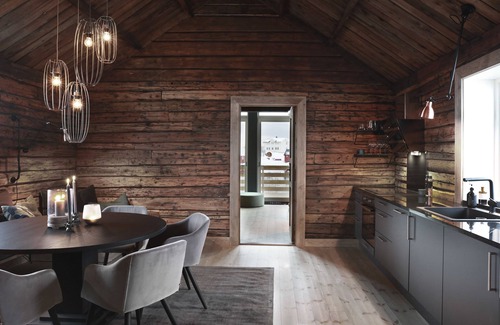 Ballstad Hotel | Solsiden Brygge