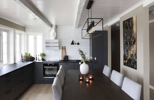 Ballstad Hotel | Solsiden Brygge