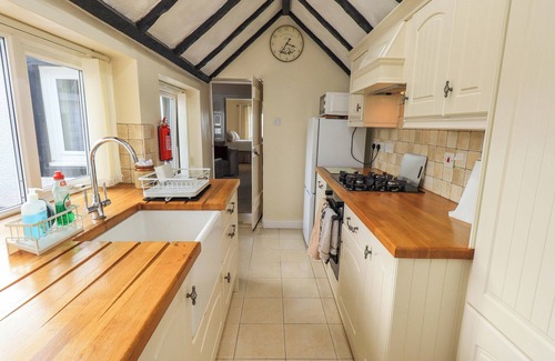 Whitehaven House | SOLWAY VIEW, family friendly, with a garden in Whitehaven