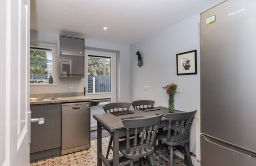 Wigton House | SOLWAY VIEW, pet friendly, character holiday cottage in Silloth