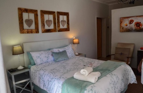Aliwal North House | Sondela Bed and Breakfast