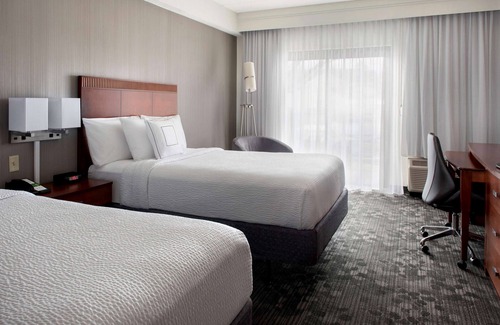 Milford Hotel | Sonesta Select Boston Milford