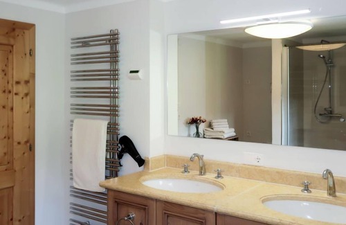 Auffach House | Sonnheim by Interhome