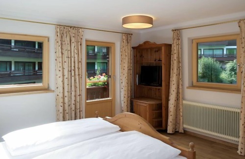 Auffach House | Sonnheim by Interhome