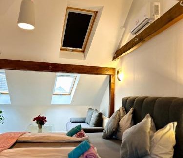 Jueterbog Apartment | Sonnige Dachgeschoss-Oase!