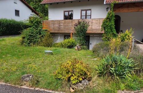 Parsberg Apartment | Sonnige Souterrain-Einliegerwohnung im Herzen Parsbergs