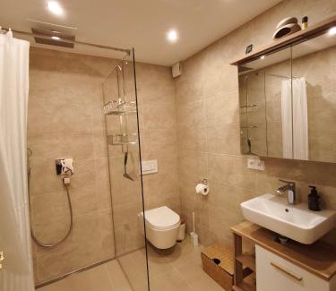 Parsberg Apartment | Sonnige Souterrain-Einliegerwohnung im Herzen Parsbergs