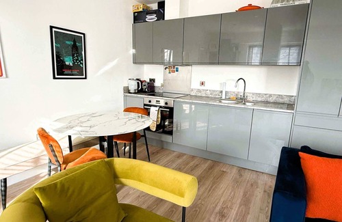Barnt Green Apartment | Sophisticated 2 Bedroom apartment in Solihull, NEC