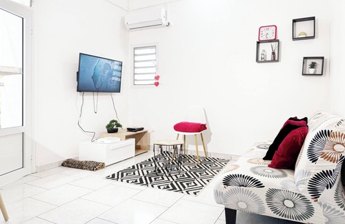 Les Abymes House | Sopraia Lodge Jacuzzi - Nature & Peace