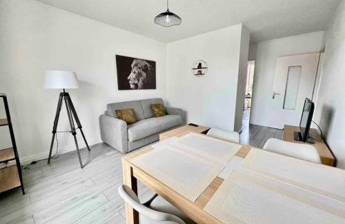 Toulouse East Apartment | Sorel by Yumē