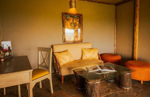 Murka Hotel | Soroi Cheetah Tented Camp