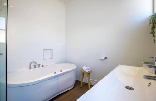 Sorrento House | Sorrento Beach Cottages No.1 - in the heart of Sorrento