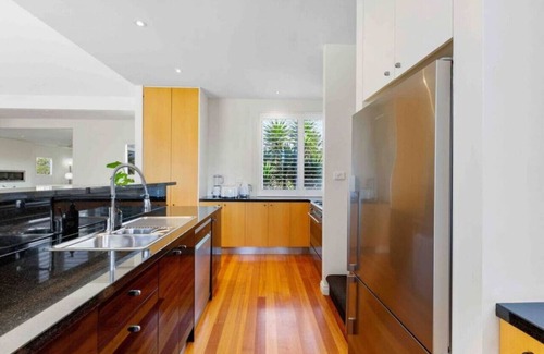 Sorrento House | Sorrento Utopia | Spacious, Private, Beach Escape