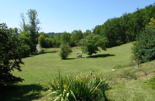 Montagudet Bed & Breakfast | Sous les Arbres, Lieu dit Cassagnal