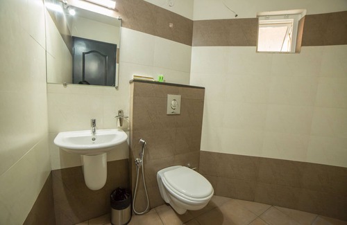 Ernakulam South Hotel | South Gate Residency