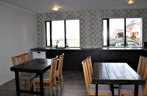 Steinar House | South Iceland Guesthouse