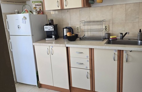 g.k. Strelbishte Apartment | South park 2bdr suite in Sofia , near metro with WiFi, AC