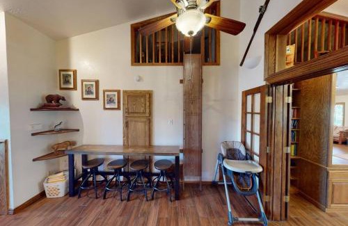 Brian Head Apartment | South Penthouse Pool-Spa Ski-in out Gym, Sauna, Laundry, BBQ