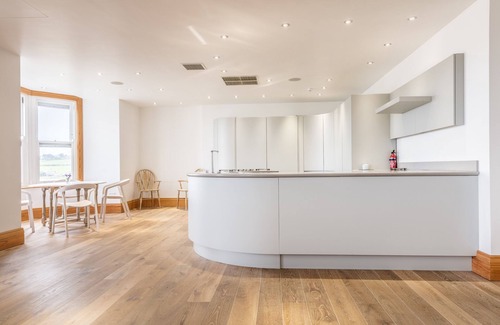 Alnmouth Apartment | South View House