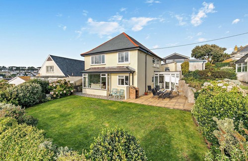 Polruan House | Southcliff - Four Bedroom House, Sleeps 8