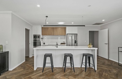 Lower Shotover House | Southern Lakes Escape - Queenstown Holiday home