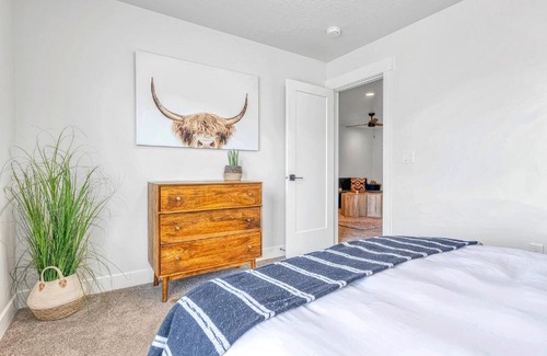 Washington House | Southern Retreat, Priv Patio with Hot Tub, Zions.