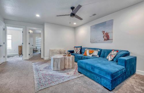 Washington House | Southern Retreat, Priv Patio with Hot Tub, Zions.