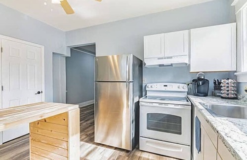 Midtown House | Southern Serenity-3br w Fenced Yard