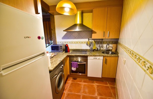 San Bartolome de Tormes Cottage | Spa in the house and an unbeatable view of Gredos.
